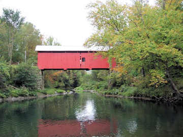 Brown Bridge. Photo by Liz Keating, September 14, 2005